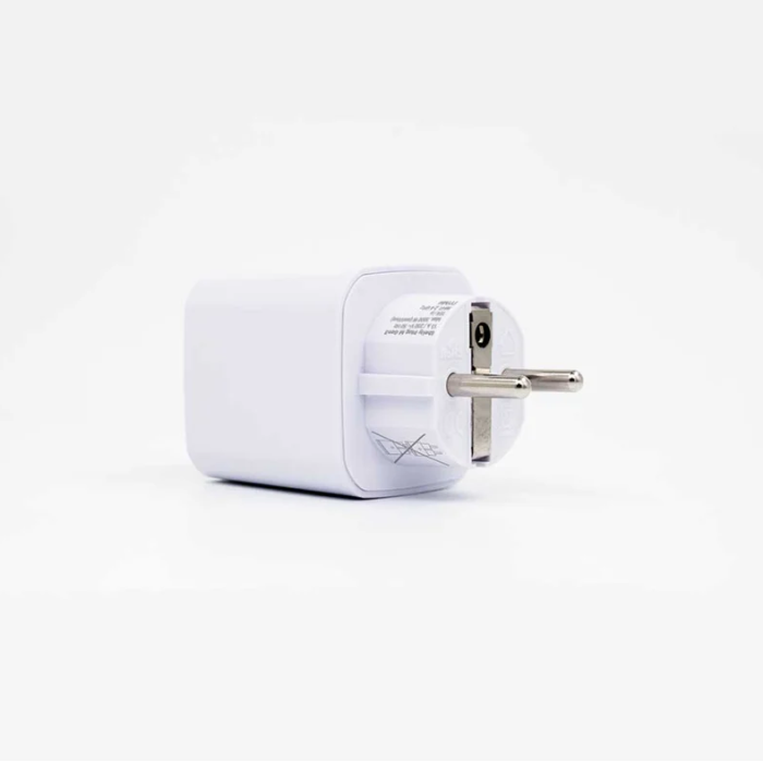 Розумна розетка Shelly Plug M Gen3 з енергомоніторингом 13A Matter, Wi-Fi, Bluetooth - Apple Home, Google Home